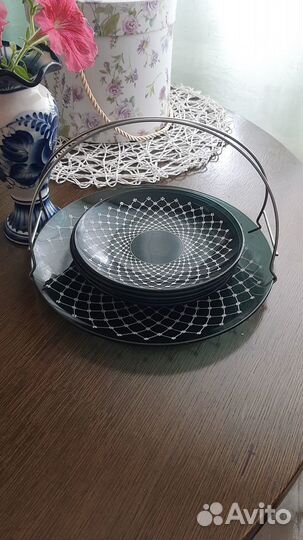 Набор тарелок