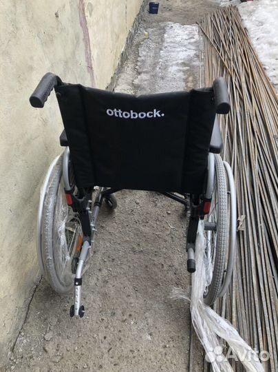 Инвалидная коляска