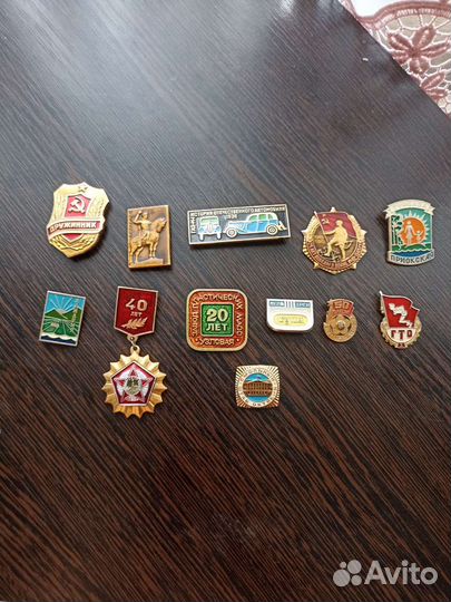 Значки и медали СССР