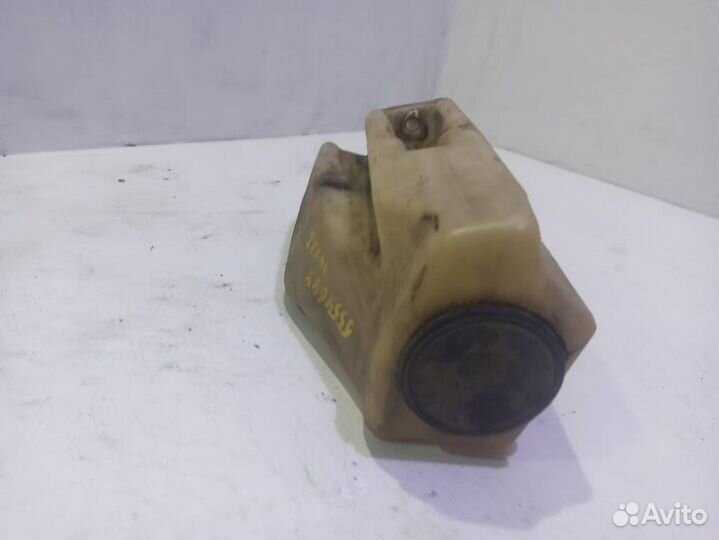 Бачок омывателя Мерседес