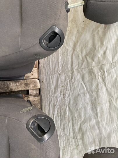 Седень ford focus 1