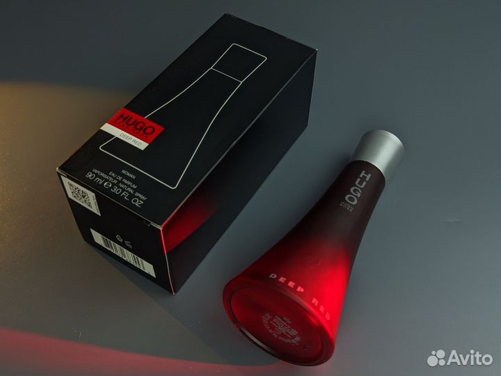 Аромат hugo boss deep RED для сексуальной женщины