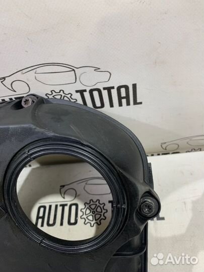 Крышка грм Audi Q5 8R CDN 2011