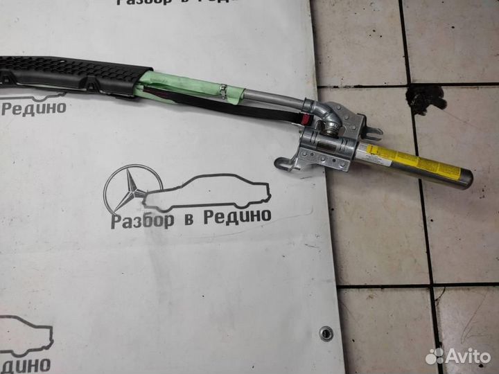 Шторка без-ти правая w221 S-class 642.930 05.20