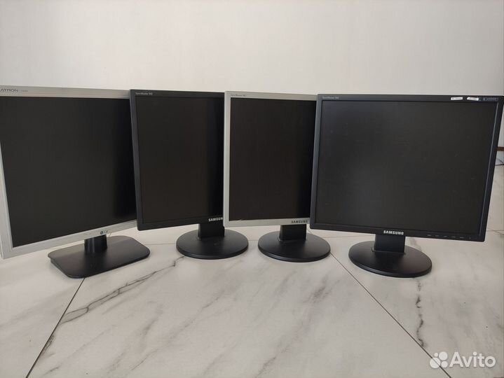 LCD Мониторы 17