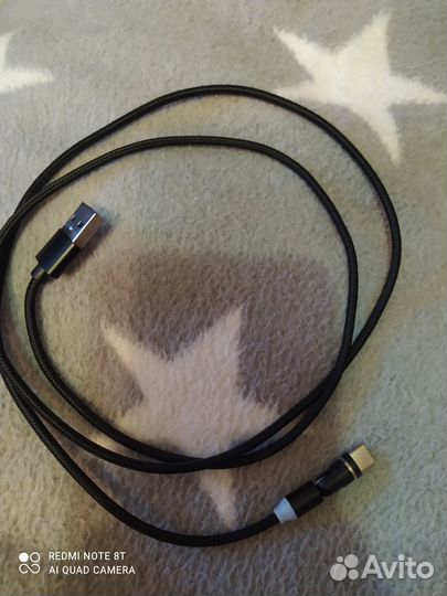 Магнитный USB- кабель для зарядки смартфона