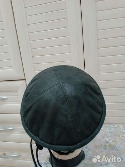 Берет женский кожаный