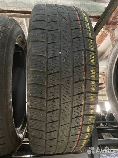 Hankook Winter I'Cept IZ2 215/65 R16 98T