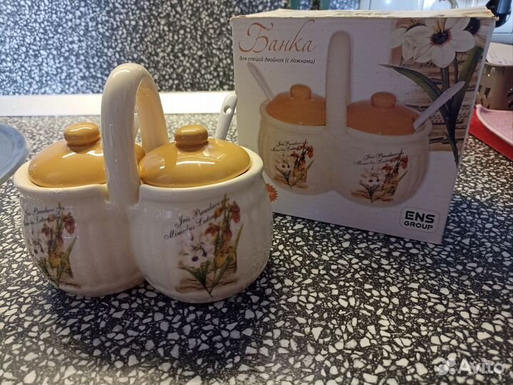 Банка для специй двойная с ложками