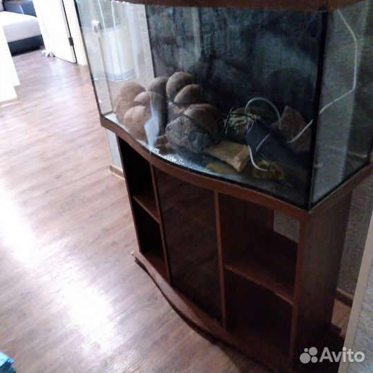 Аквариум с тумбой 180 л