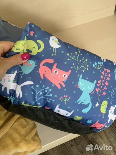 Лежанка для кошки/собаки