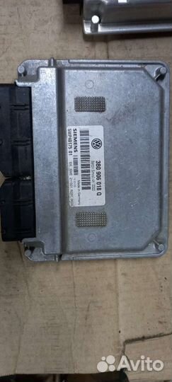 Блок управления двигателем VW passat B5 2.0 ALT