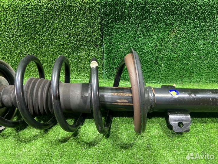 Амортизатор подвески передний правый Renault