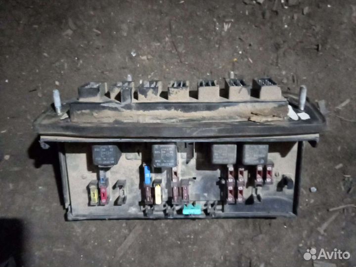 Монтажный блок ваз 2107