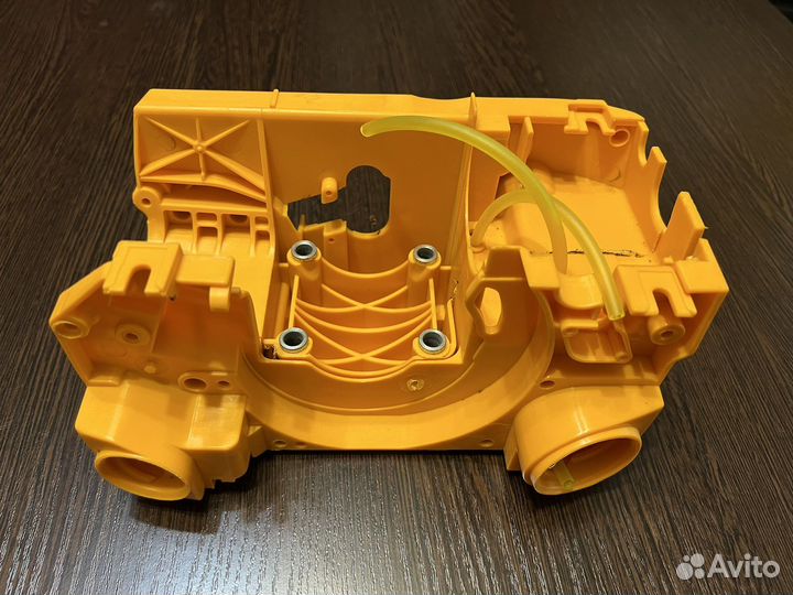 Корпус Partner 350 352 370 420 бензопила картер