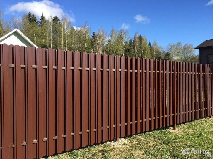 Забор евроштакетник