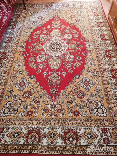 Ковер бу шерстяной