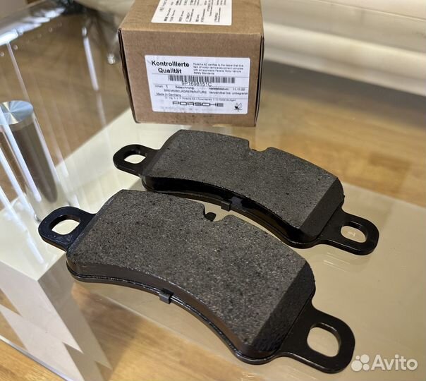 К-т передних тормозных колодок Porsche 991-2