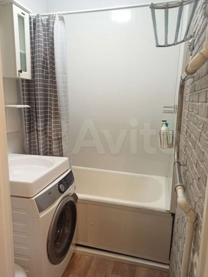 2-к. квартира, 41 м², 3/5 эт.