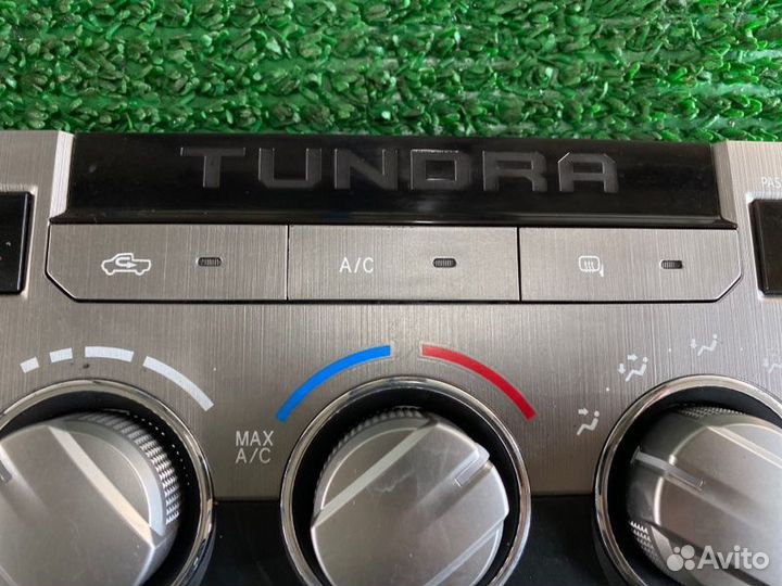 Блок управления климат-контролем Toyota Tundra