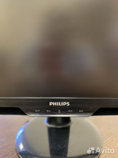 Монитор Philips