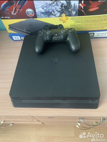Sony PS4 slim 1tb