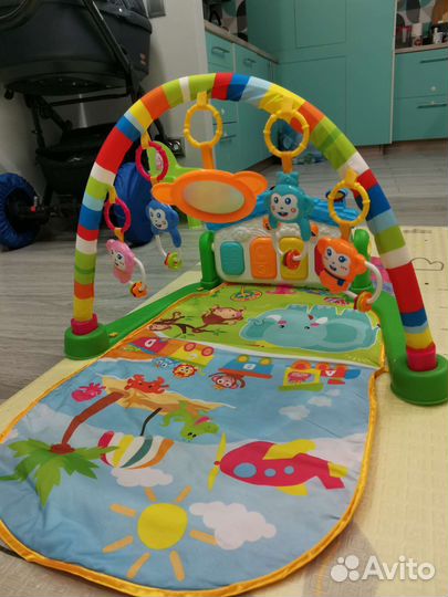 Развивающий коврик с пианино