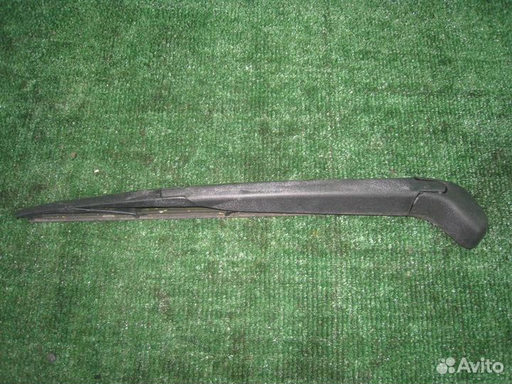 Поводок стеклоочистителя задний Ford Focus 2 (CB4