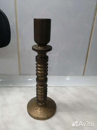 Подсвечник бронза. В отличном состоянии