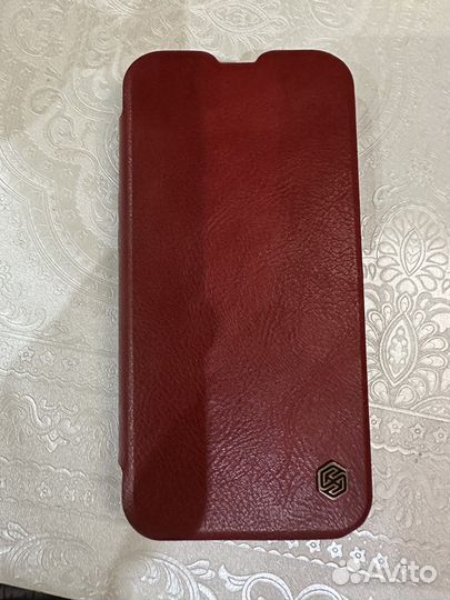 Чехол на айфон 13