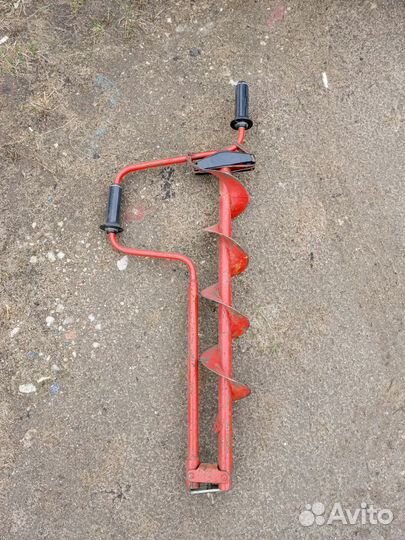 Ледобур для рыбалки