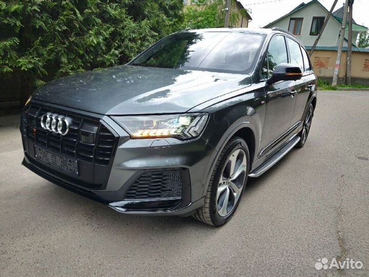 Audi Q7 3.0 AT, 2022