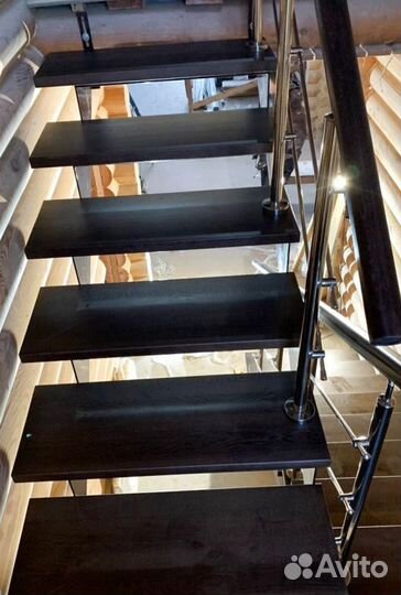 Перила деревянные для лестниц