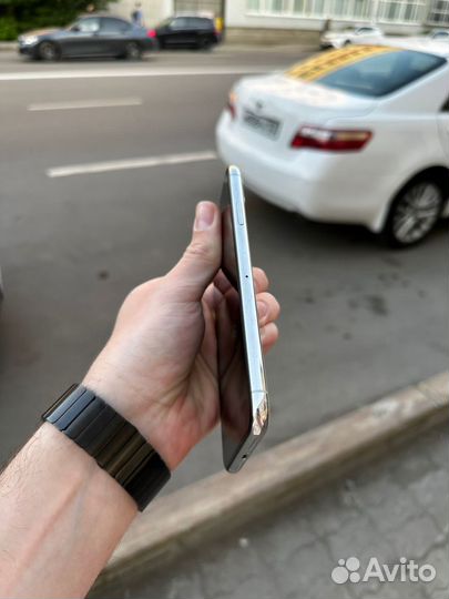 iPhone 11 Pro Max, 64 ГБ