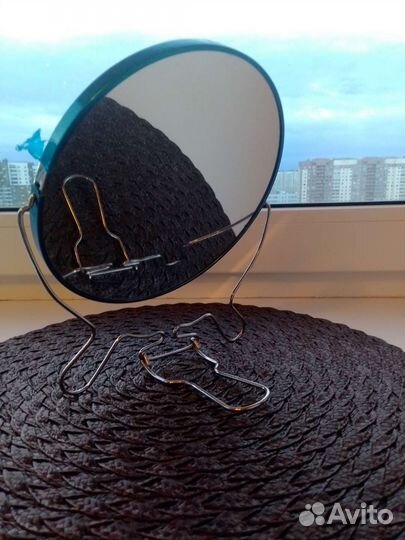 Зеркало настольное