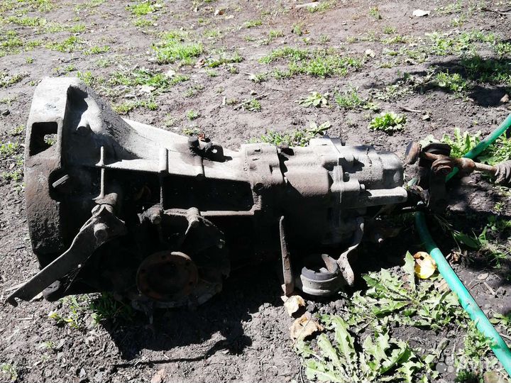 Коробка передач volkswagen В2 пятиступка