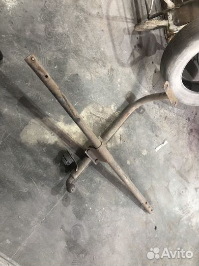 Фаркоп на Ниву 2121