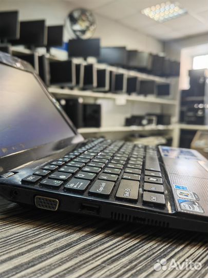 Нетбук asus Eee pc 1001px