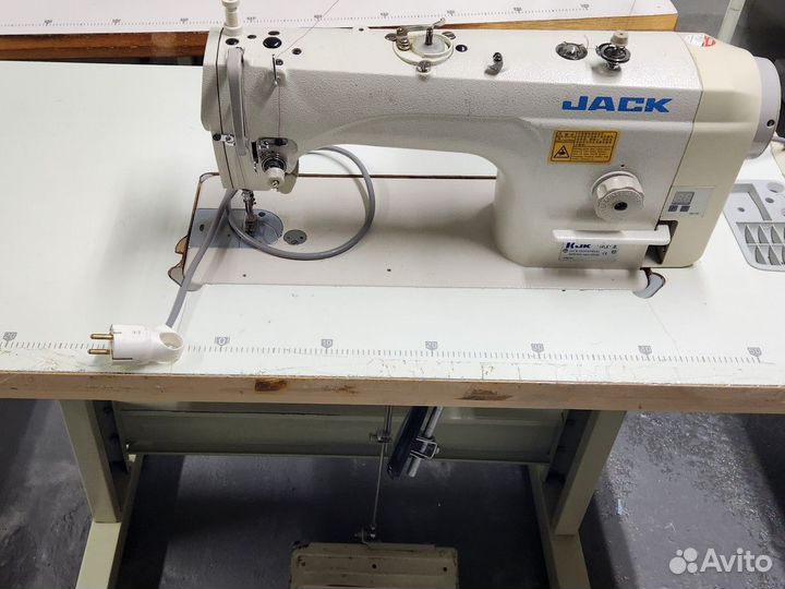 Швейная машина jack прямострочка