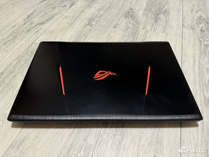 Asus Rog/ GTX1050/ Core i7