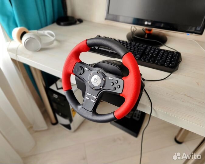 Игровой руль Logitech Formula Force EX