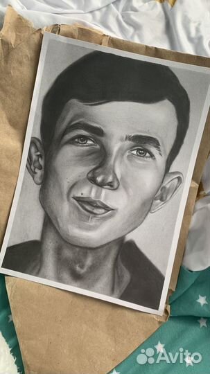 Портрет карандашом по фото на заказ, графика