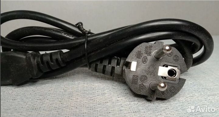 Кабель питания. Евровилка - IEC C13, 1.5 м, черный