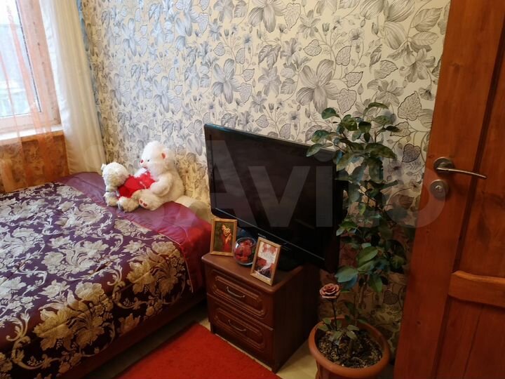 2-к. квартира, 43 м², 1/2 эт.