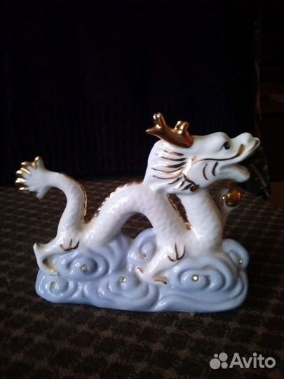 Фарфоровые статуэтки