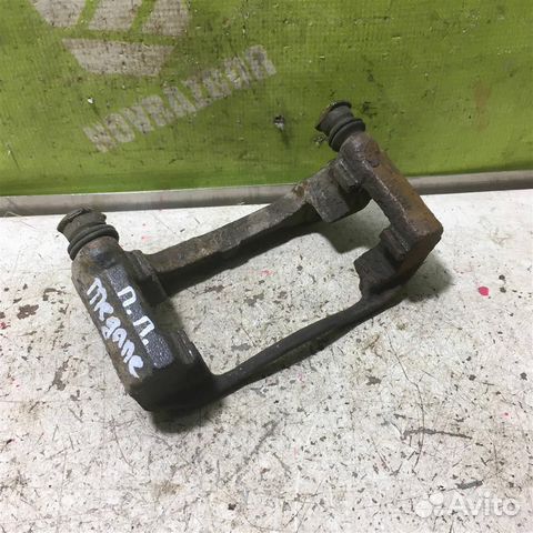 Скоба суппорта переднего Рено Меган 2