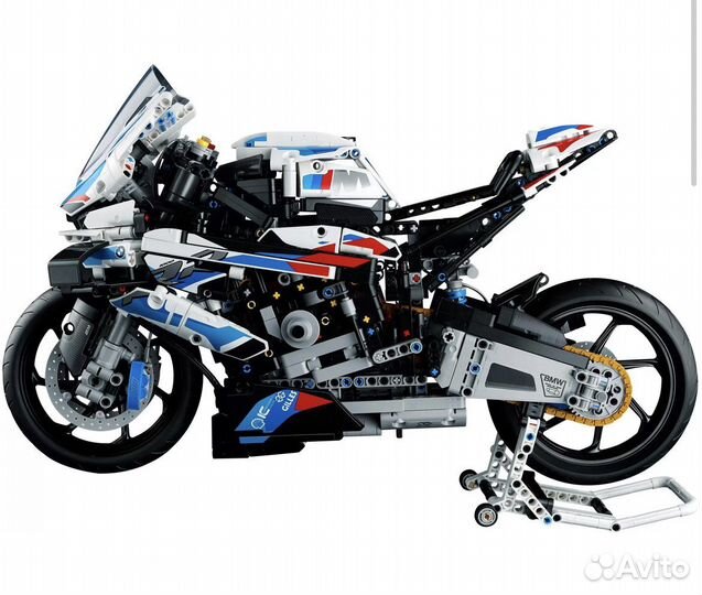 Конструктор lego Technic 42130 BMW M 1000 RR