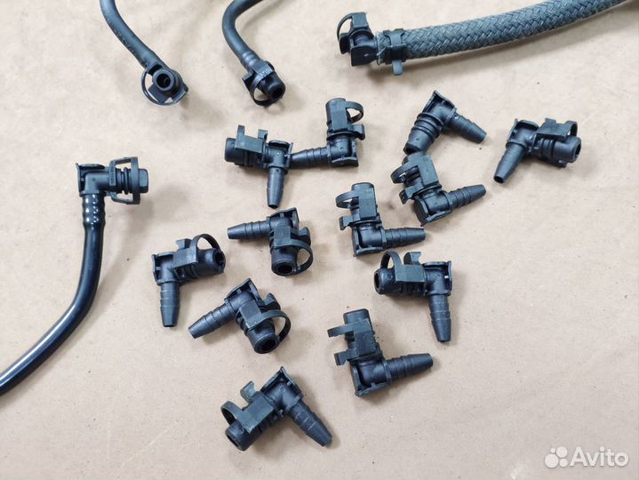 Фиксатор трубки обогрева дросселя Chevrolet Opel