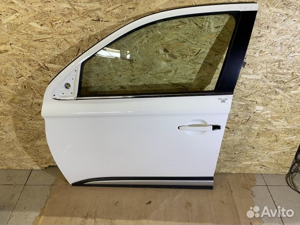 Митсубиси Аутлендер 3 дверь передняя левая