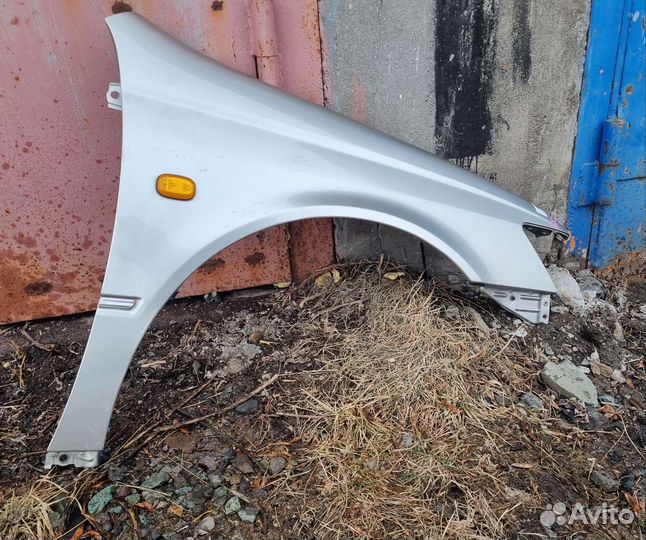 Крыло переднее правое Vista